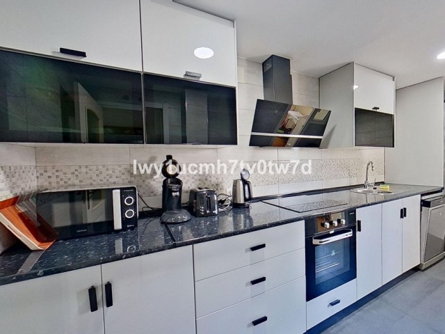 2 Soveroms Leilighet i Torrequebrada
