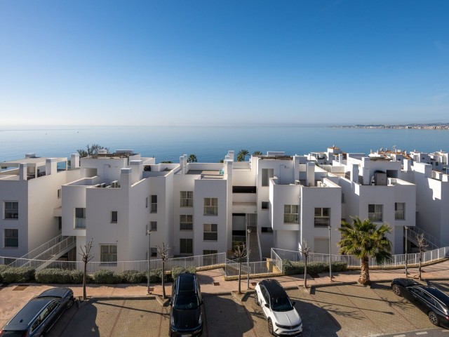 3 Bedrooms Apartment in Torrequebrada