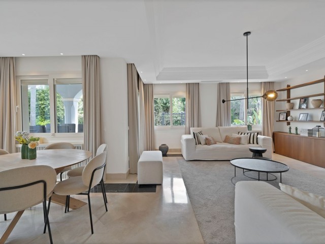 7 Bedrooms Villa in Puerto Banús