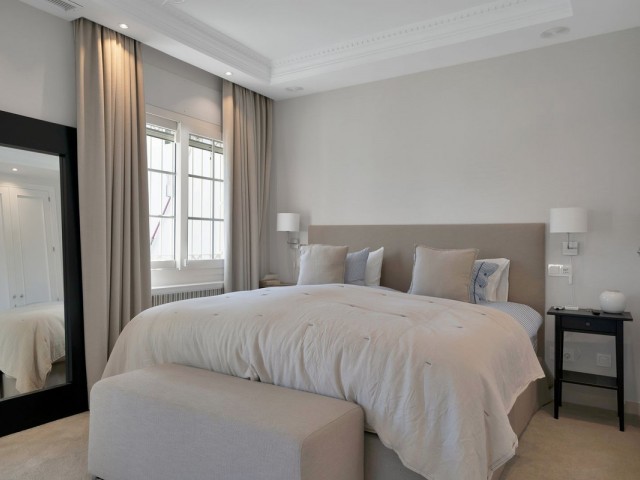 7 Bedrooms Villa in Puerto Banús