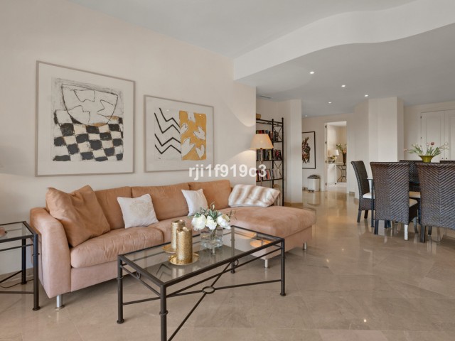 3 Schlafzimmer Apartment in Elviria