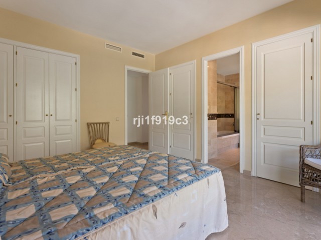 3 Schlafzimmer Apartment in Elviria
