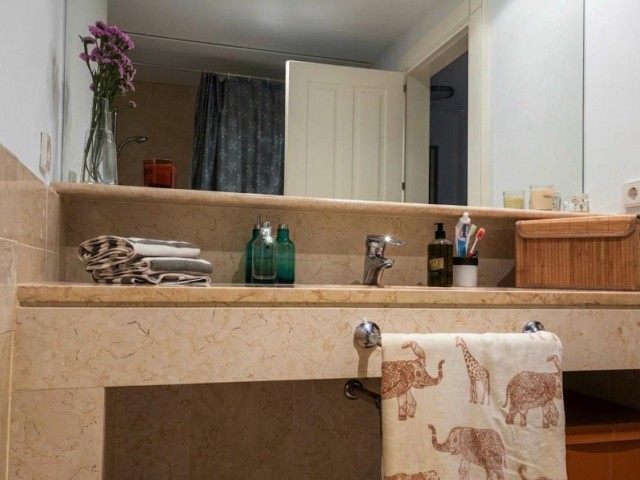 2 Bedrooms Apartment in Sotogrande Puerto