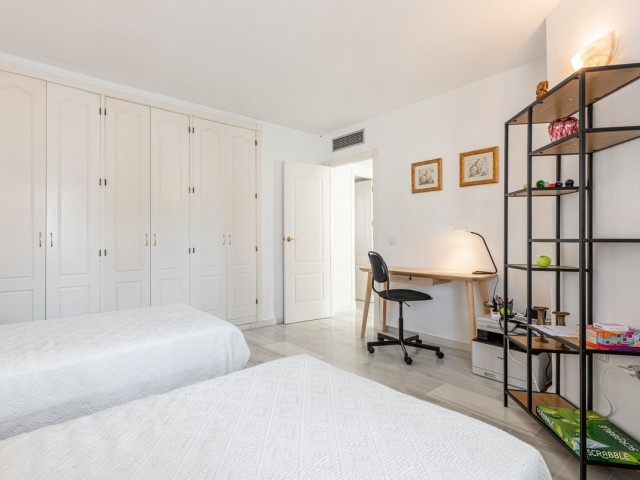 2 Bedrooms Apartment in Nueva Andalucía