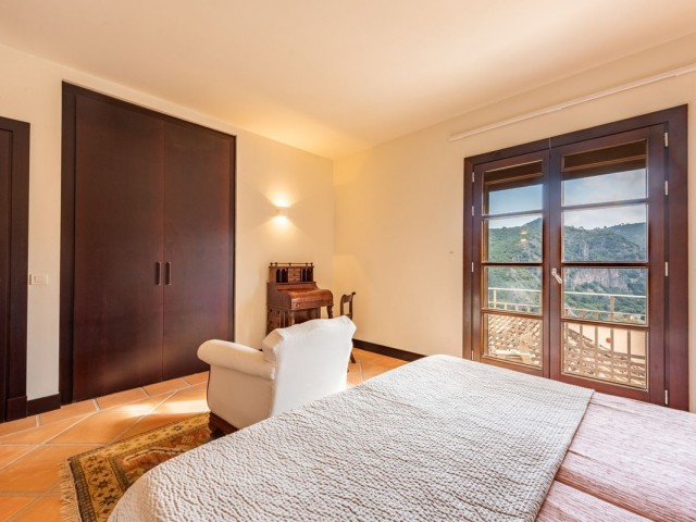 4 Schlafzimmer Villa in Benahavís