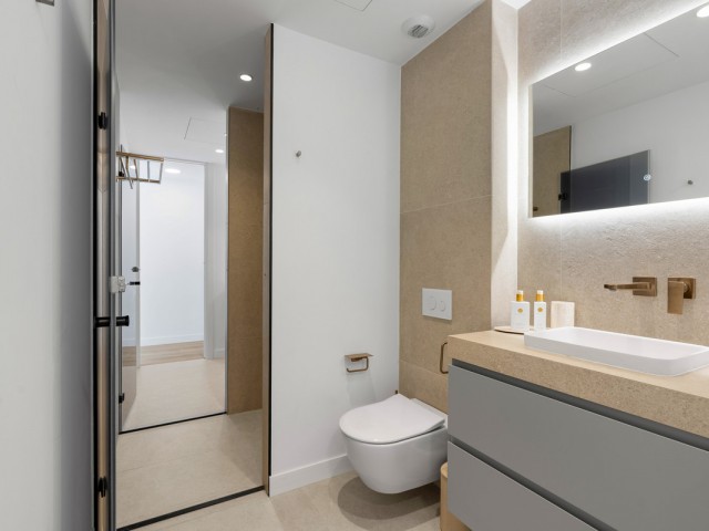 6 Schlafzimmer Villa in Nueva Andalucía