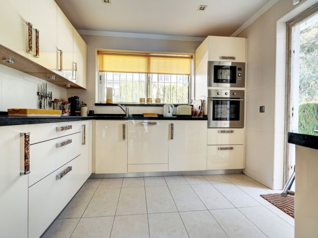 3 Makuuhuoneen Huvila Calahonda