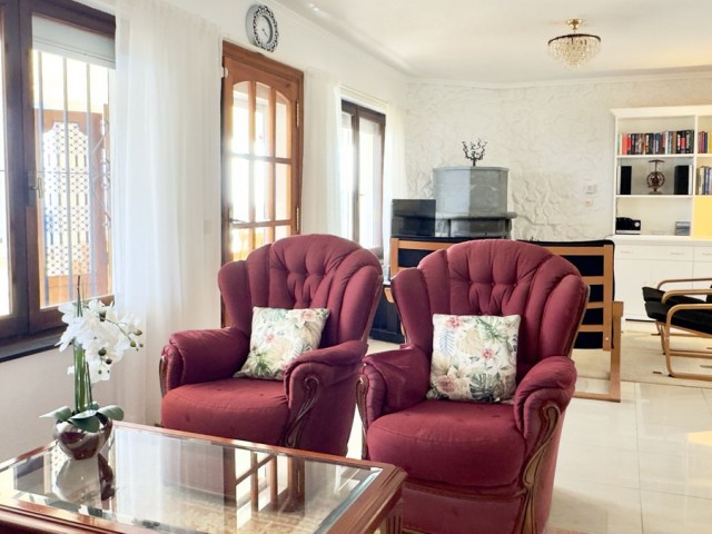 4 Bedrooms Villa in Mijas