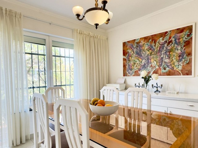 4 Bedrooms Villa in Mijas