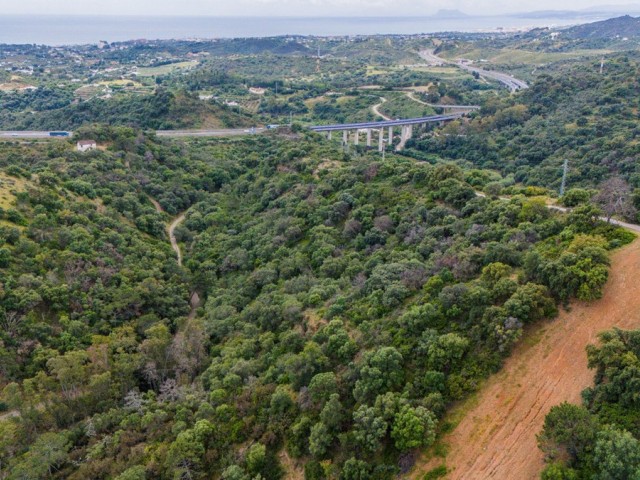  Grundstück in Estepona