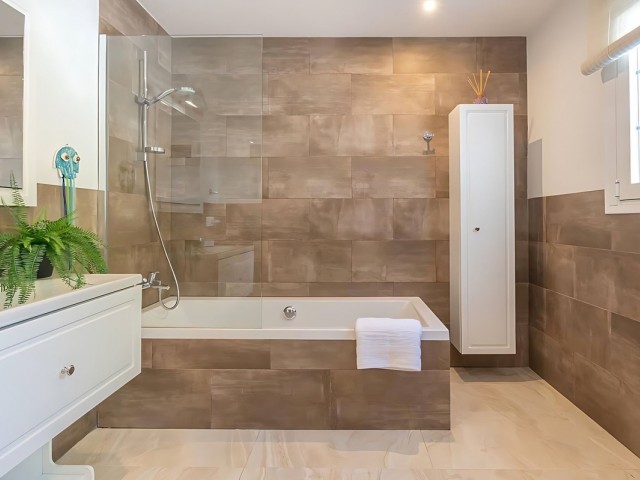 5 Schlafzimmer Villa in El Paraiso