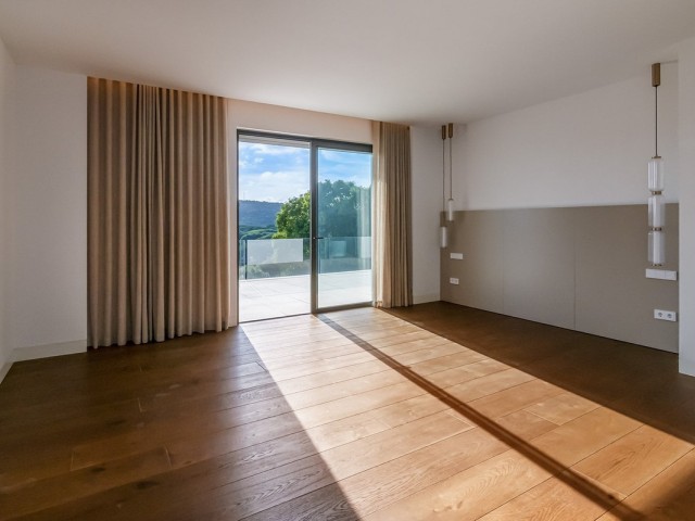 5 Bedrooms Villa in Sotogrande