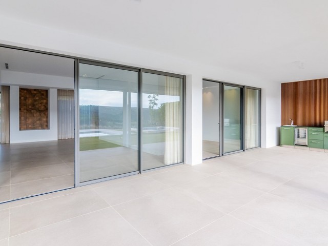 5 Bedrooms Villa in Sotogrande