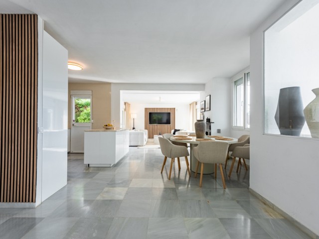 3 Schlafzimmer Villa in Nueva Andalucía