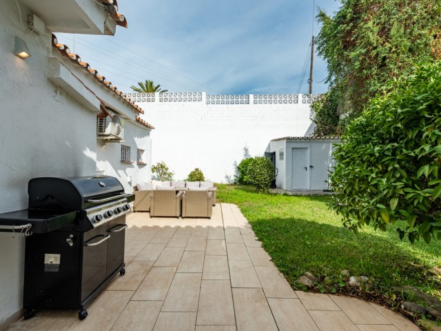 3 Schlafzimmer Villa in Nueva Andalucía