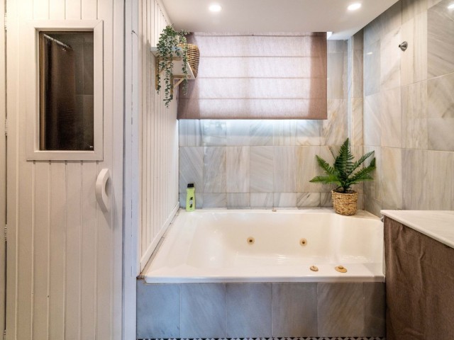 4 Bedrooms Townhouse in Puerto Banús