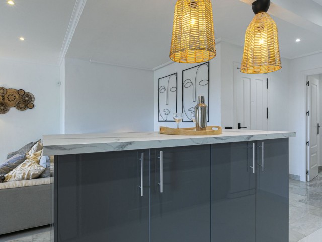 2 Schlafzimmer Apartment in Nueva Andalucía