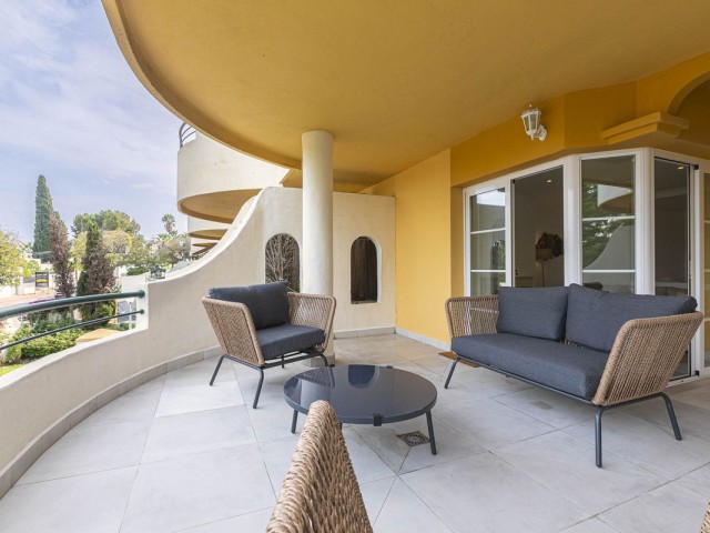 2 Schlafzimmer Apartment in Nueva Andalucía