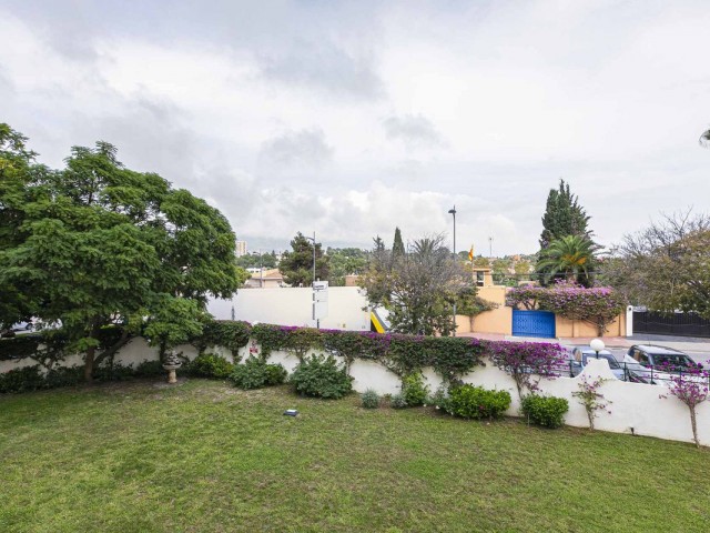 2 Schlafzimmer Apartment in Nueva Andalucía