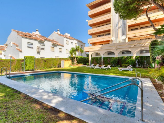 Appartement avec 2 Chambres  à Nueva Andalucía