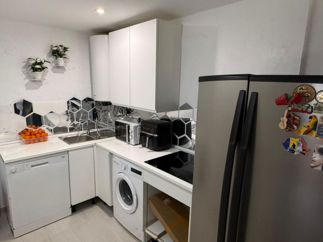 Appartement avec 4 Chambres  à Calahonda