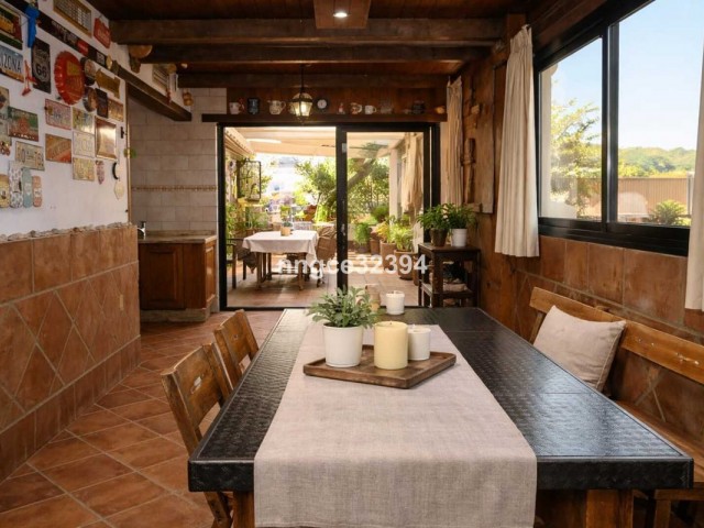 4 Bedrooms Apartment in San Pedro de Alcántara