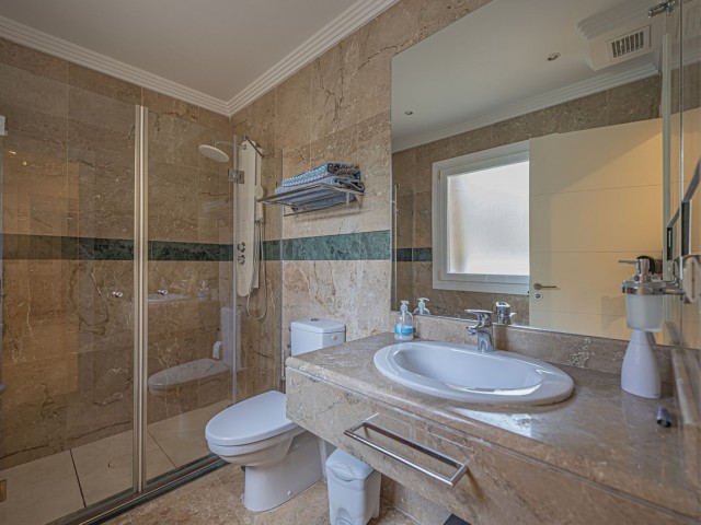 3 Schlafzimmer Apartment in Nueva Andalucía