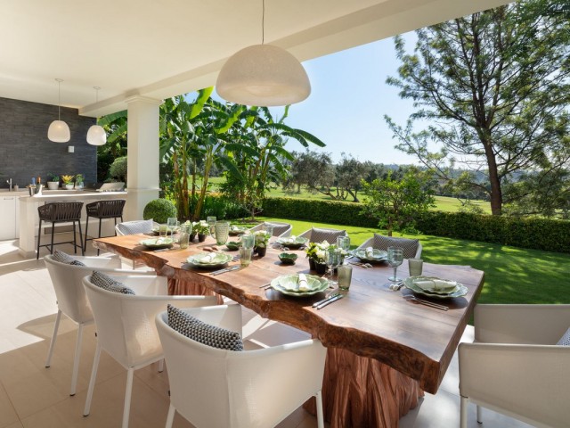 6 Schlafzimmer Villa in Nueva Andalucía