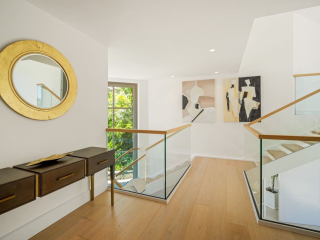 6 Schlafzimmer Villa in Nueva Andalucía