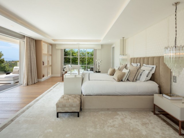 6 Schlafzimmer Villa in Nueva Andalucía