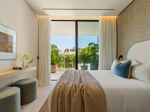 5 Bedrooms Villa in Marbella