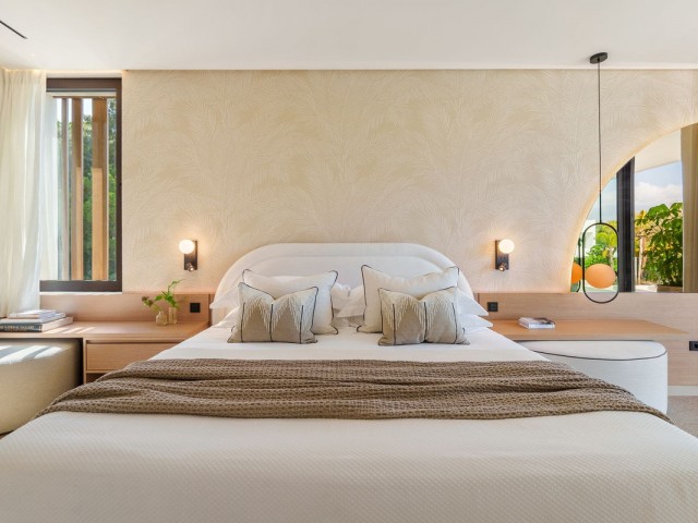 5 Bedrooms Villa in Marbella