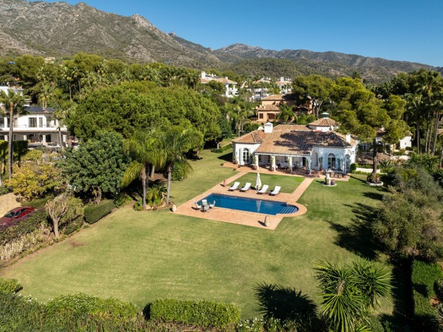 5 Schlafzimmer Villa in Marbella