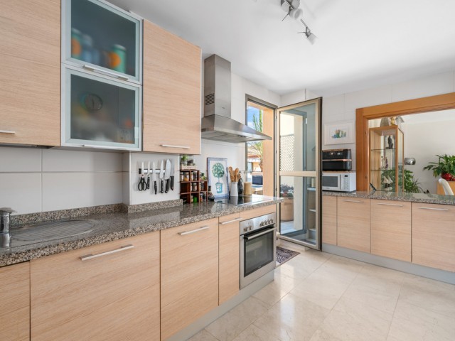 Kattohuoneisto Benahavís