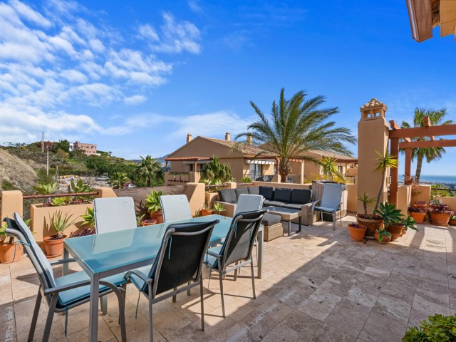 Kattohuoneisto Benahavís