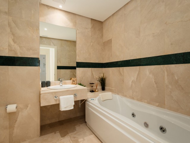 3 Schlafzimmer Apartment in Nueva Andalucía