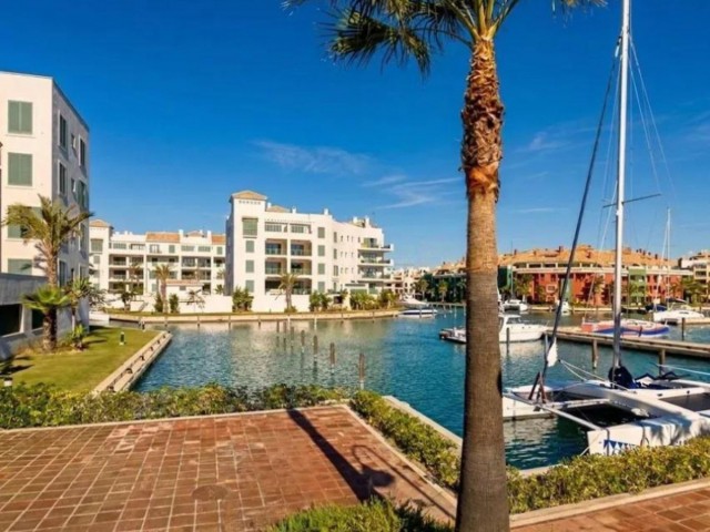 2 Schlafzimmer Apartment in Sotogrande Marina