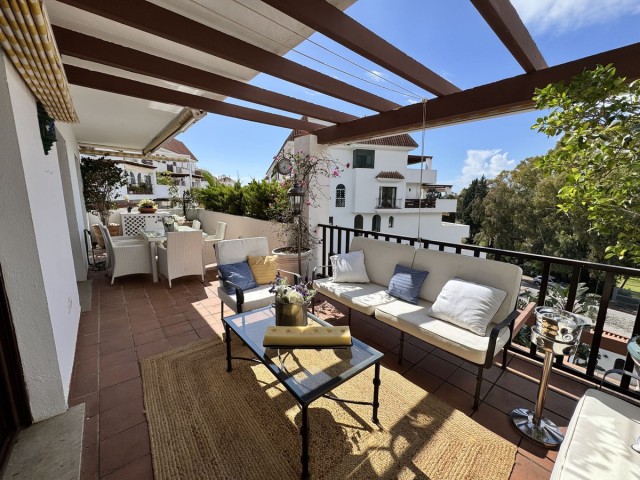 Apartment, The Golden Mile, R5323120