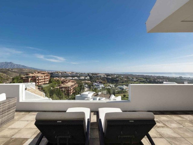 Penthouse in New Golden Mile