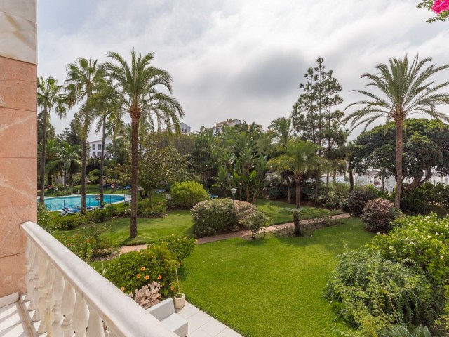 3 Schlafzimmer Apartment in Puerto Banús