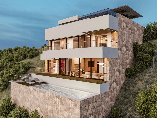 4 Bedrooms Villa in Benalmadena