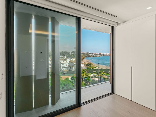 4 Slaapkamer Appartement in Estepona
