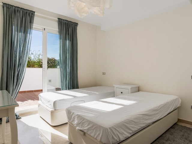 4 Schlafzimmer Apartment in Nueva Andalucía