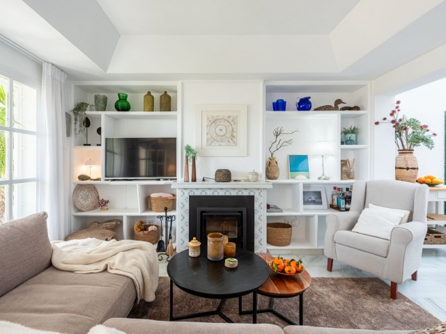 4 Schlafzimmer Reihenhaus in New Golden Mile