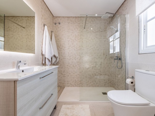 4 Schlafzimmer Reihenhaus in New Golden Mile