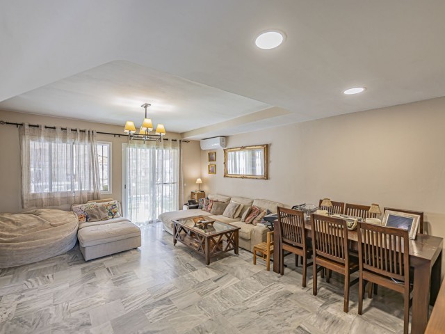 4 Schlafzimmer Reihenhaus in Marbella