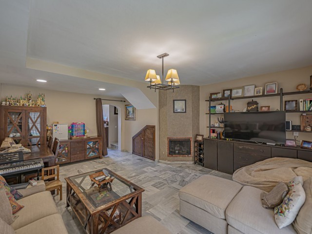 4 Schlafzimmer Reihenhaus in Marbella