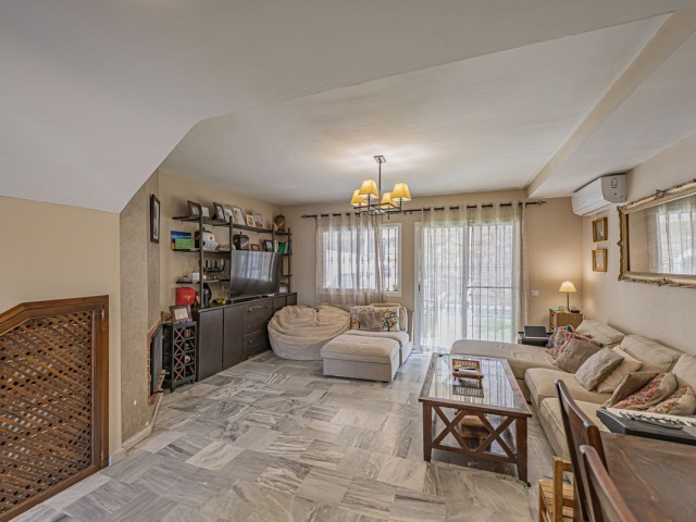 4 Bedrooms Townhouse in Marbella