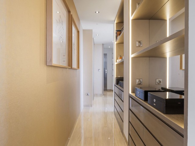 Appartement avec 4 Chambres  à Los Almendros