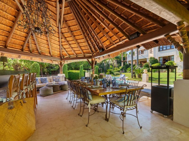 6 Bedrooms Villa in The Golden Mile
